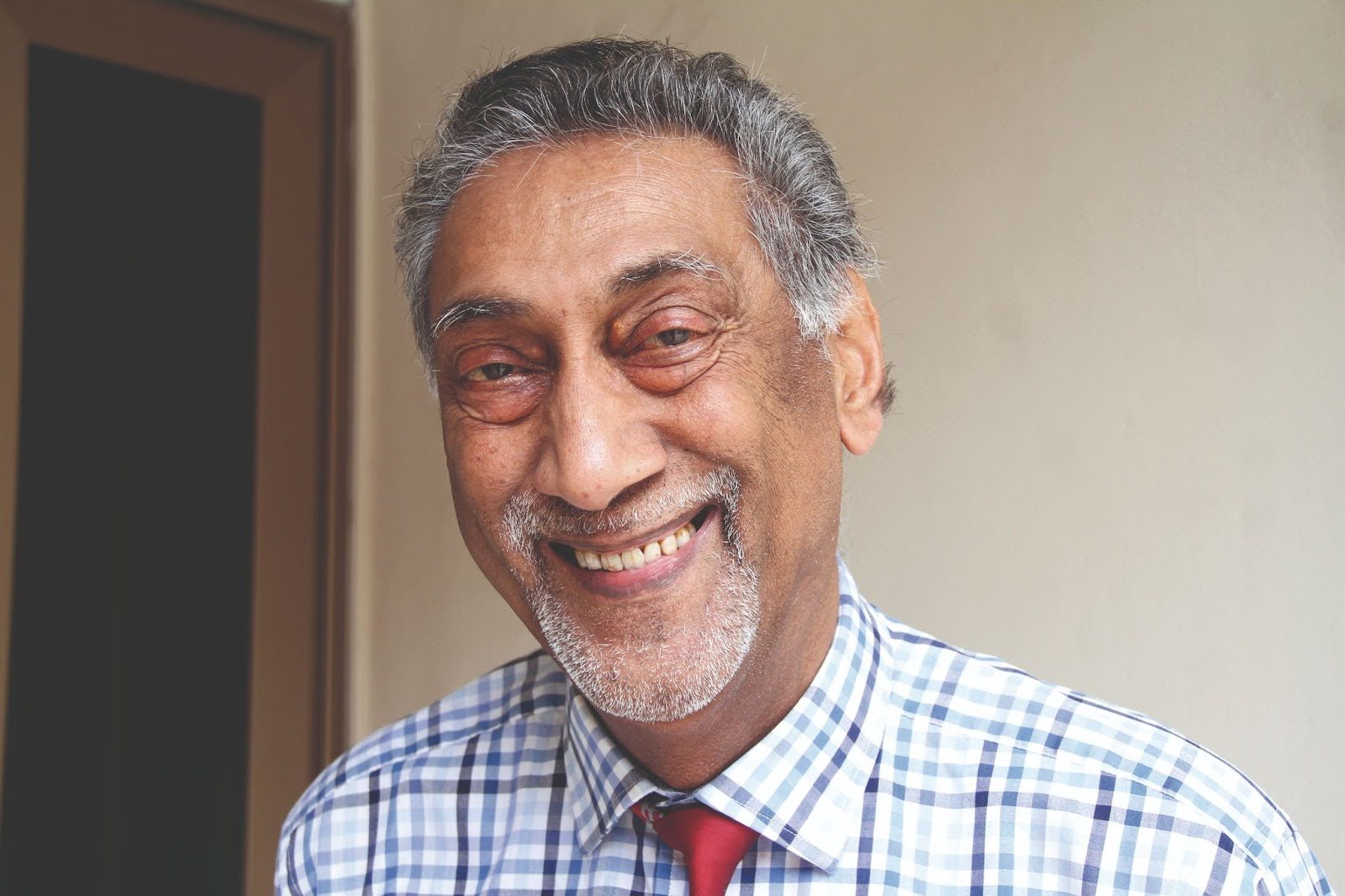 Picture of Anwarali Versi
